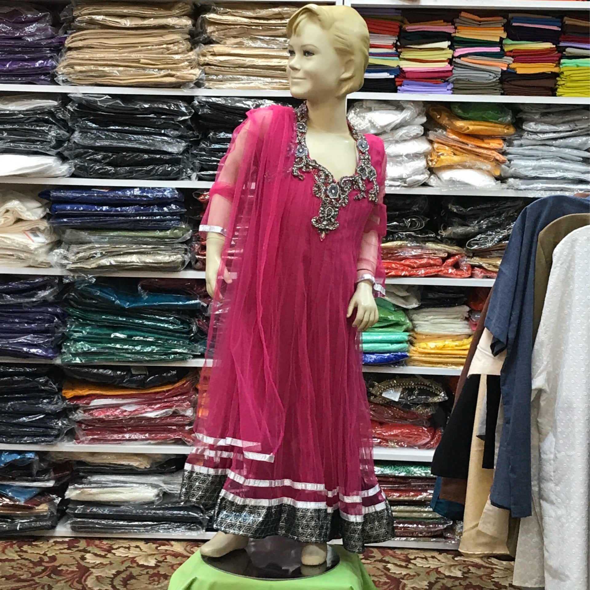 Anarkali Churidar Dupatta Size 28