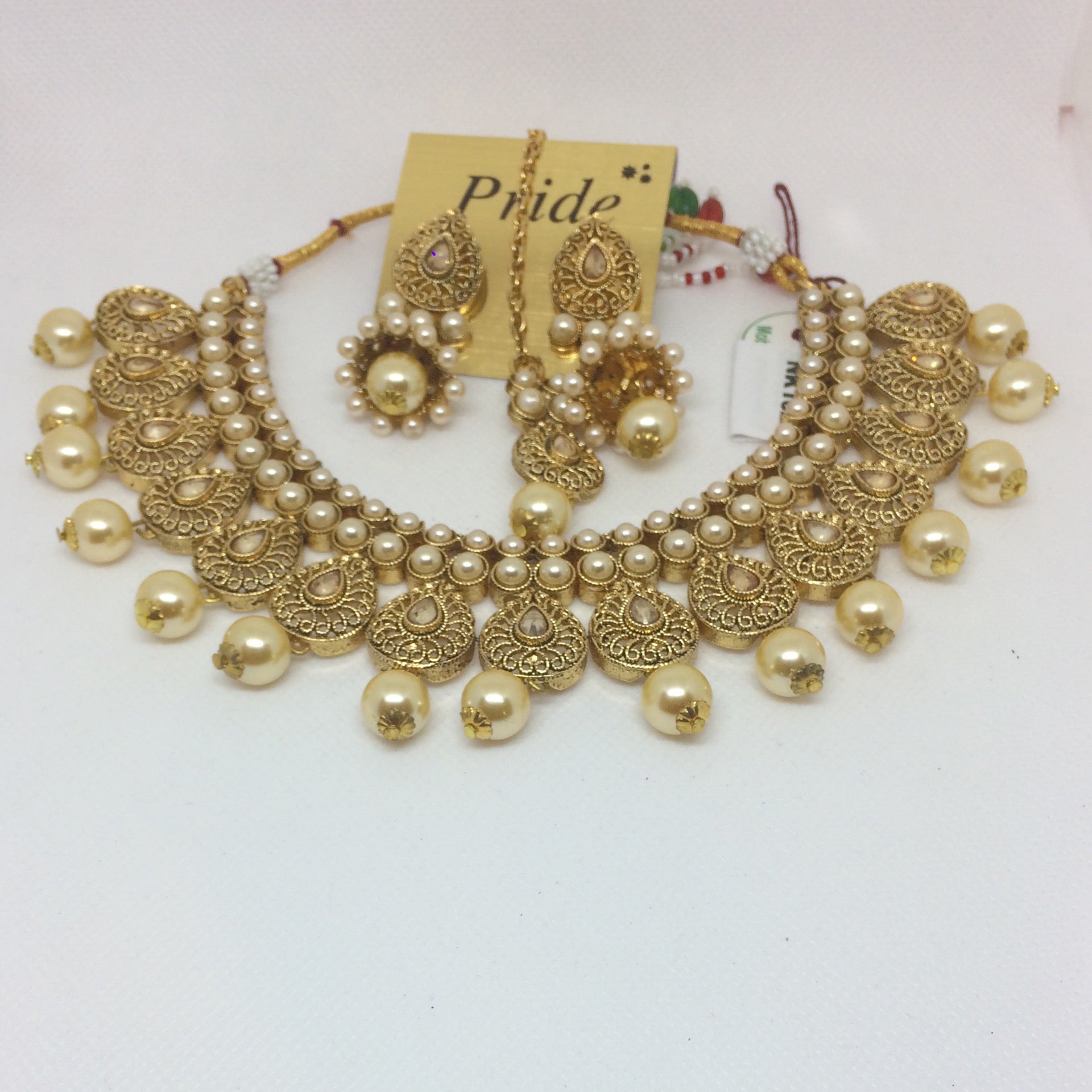 Necklace Set