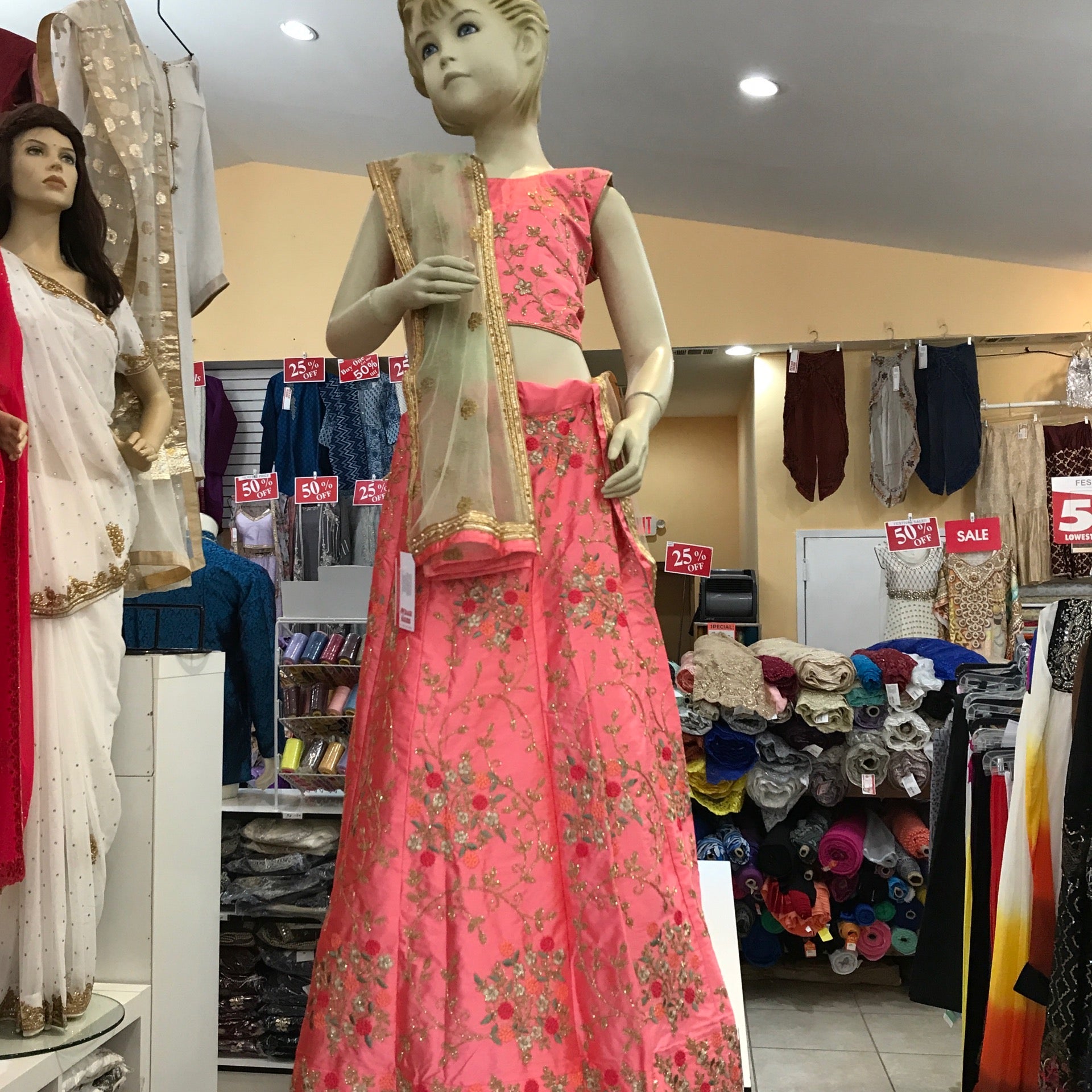 LEHENGA CHOLI SCARF SIZE 36 CHILDREN