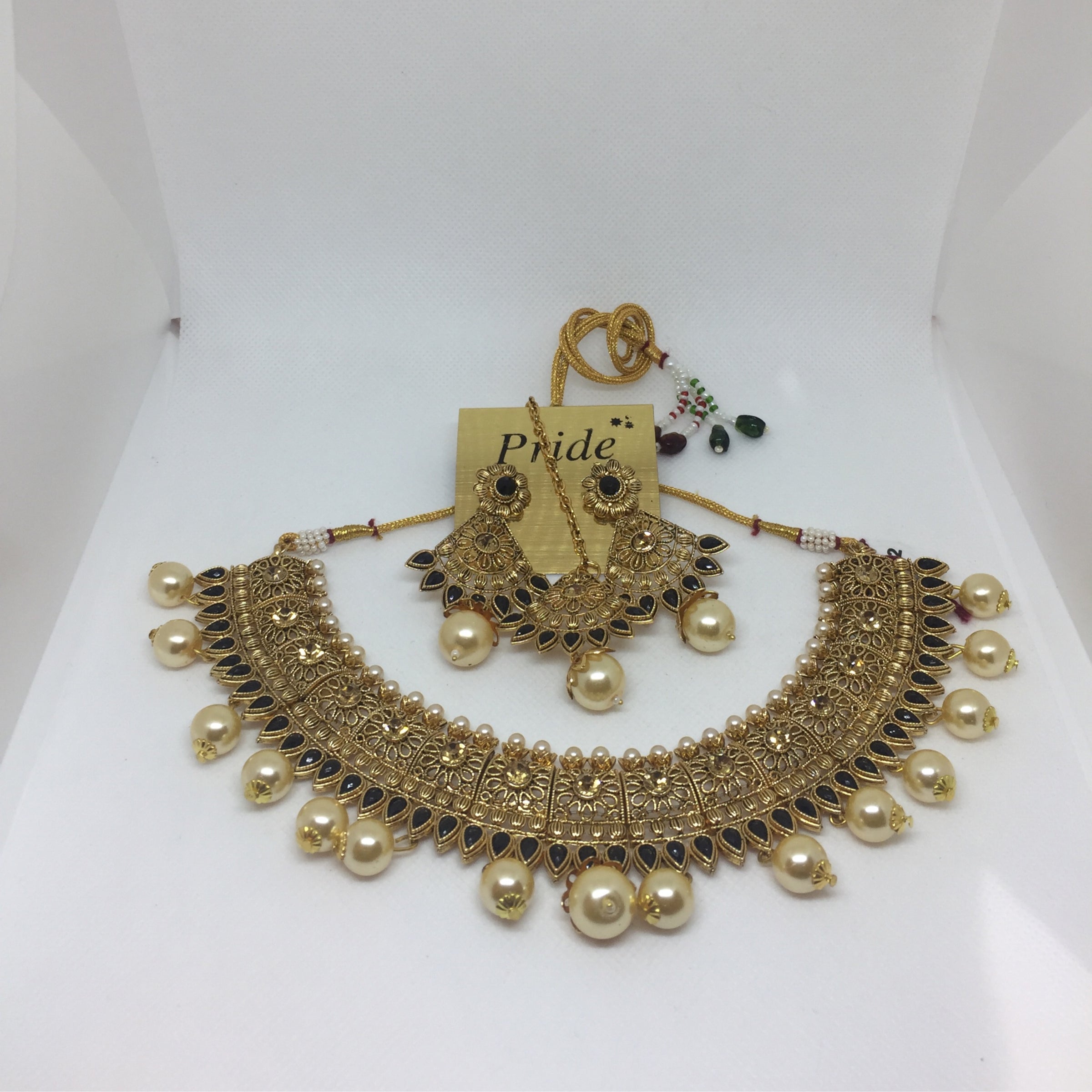 Necklace Set
