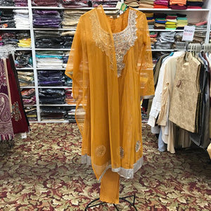 Kurta Churidar Dupatta Size 40