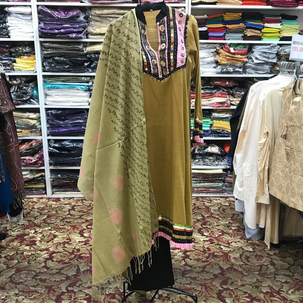Kurta Pants Dupatta Size 40