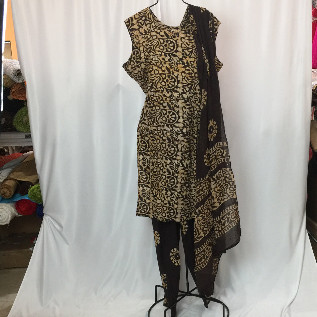 Shalwar Kameez Size 40