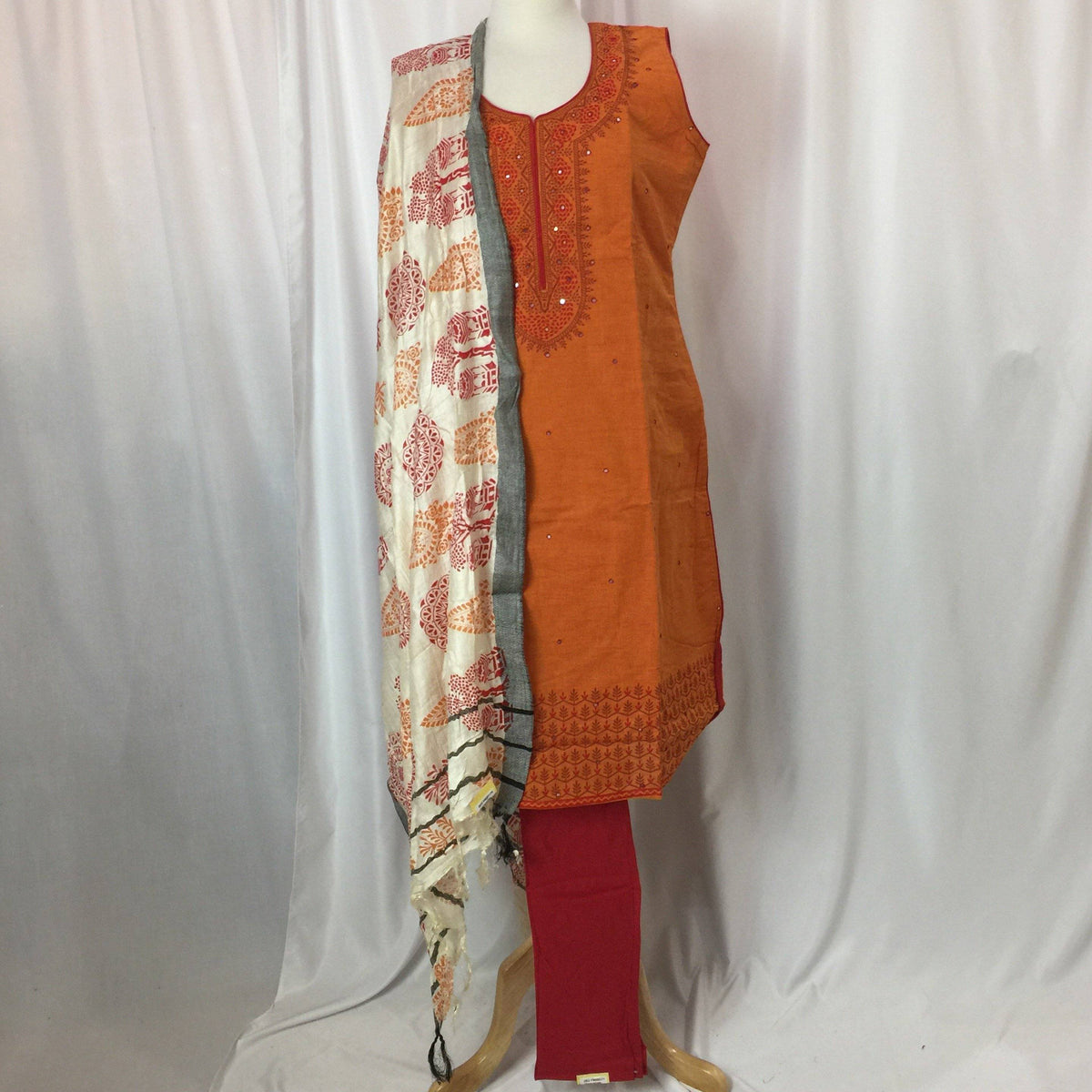 Kurta Churidar Size 38 - Mirage Sarees