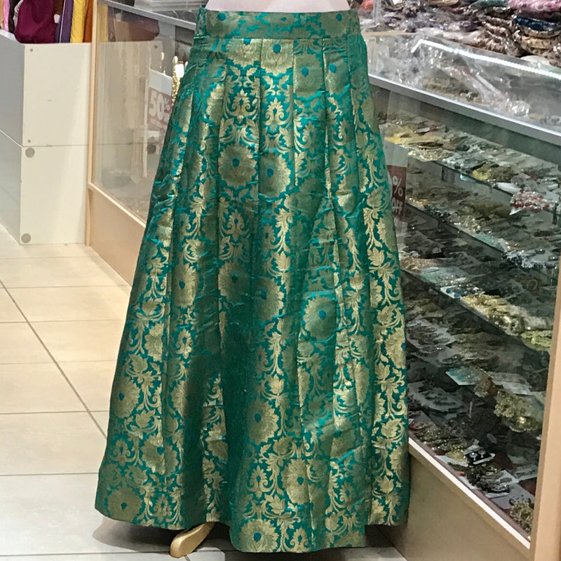 BROCKET SKIRTS
