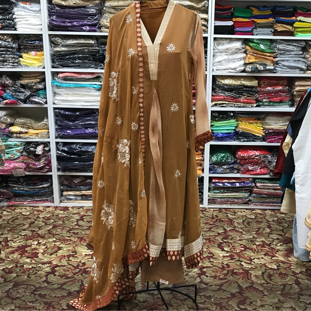 Pakistani Suit Size 34