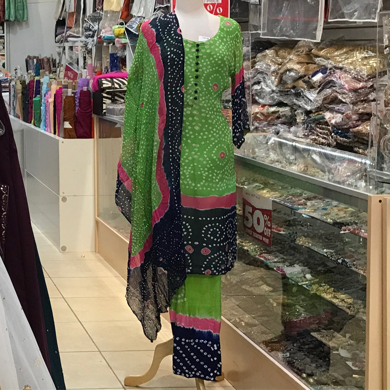 KURTA TROUSER SCARF SIZE 46