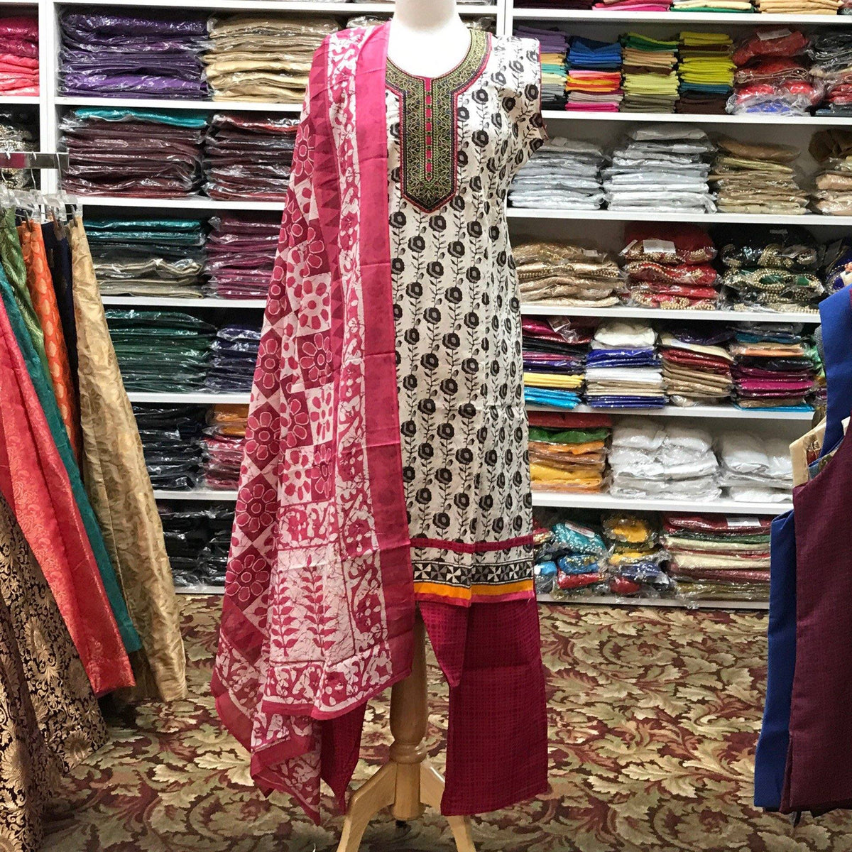 KURTA SHALWAR DUPATTA SIZE 44 - Mirage Sarees