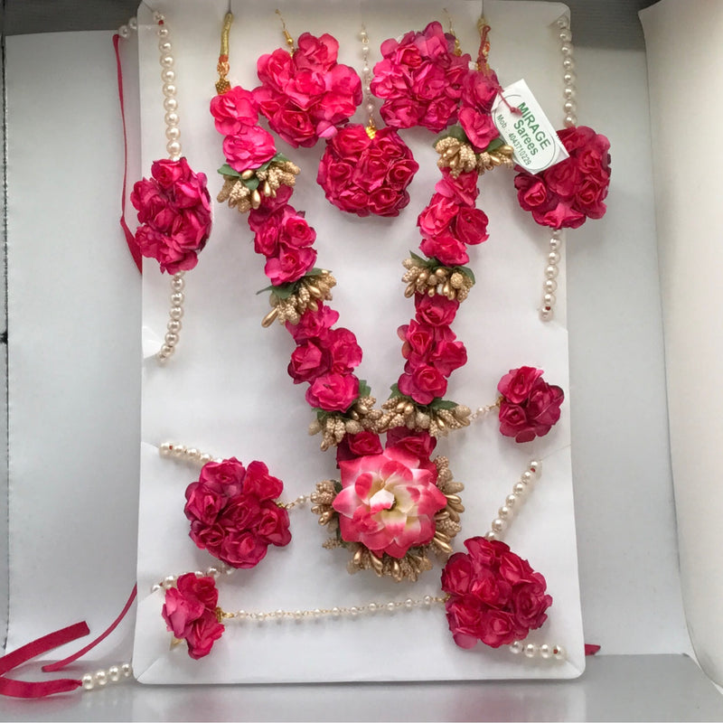 NECKLACE SET