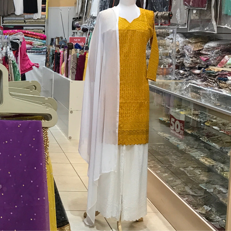 KURTA TROUSER SCARF SIZE 44