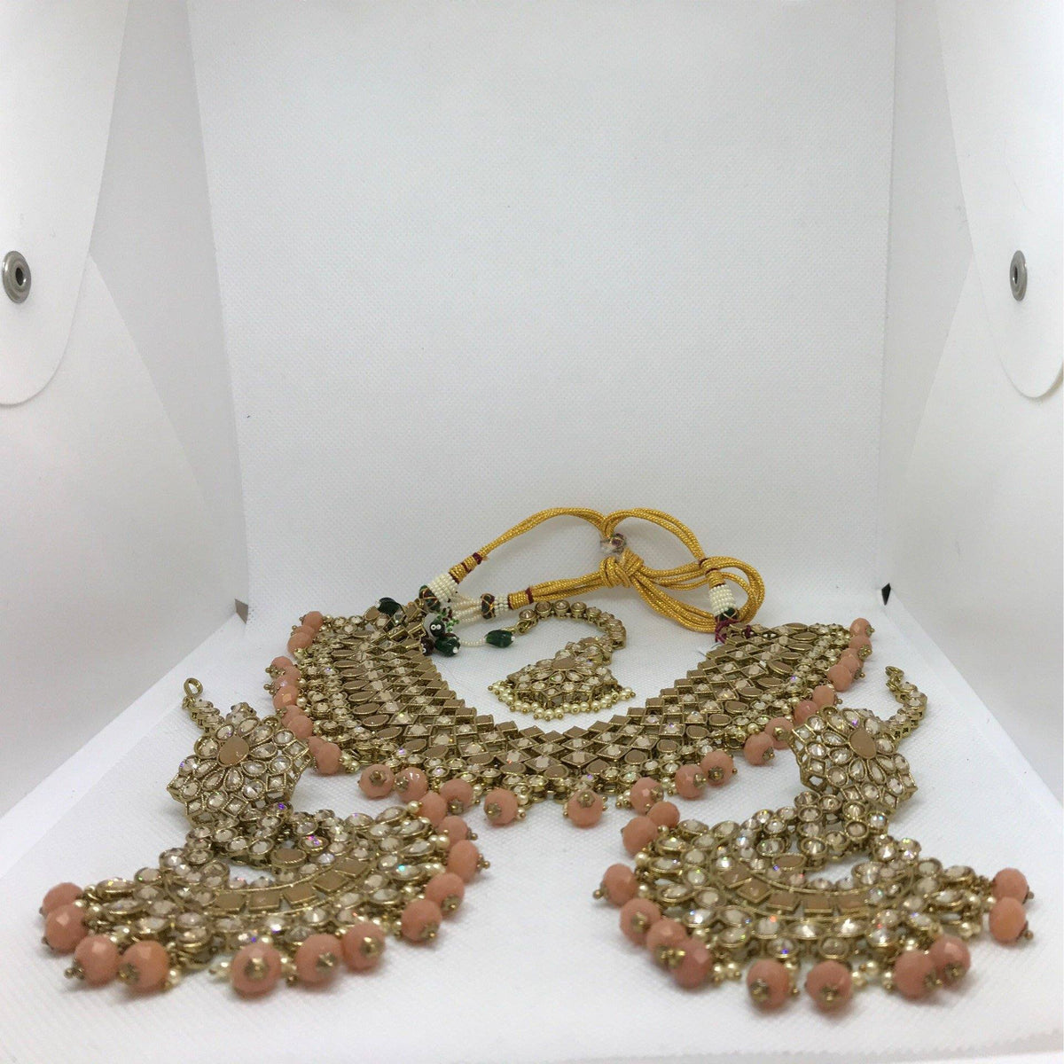 NECKLACE SET - Mirage Sarees