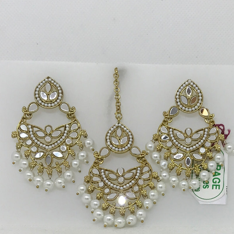 EARRINGS/TIKKA