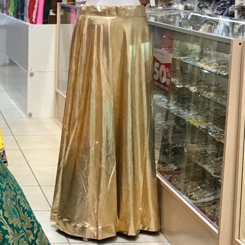 FANCY SKIRT SIZE 34