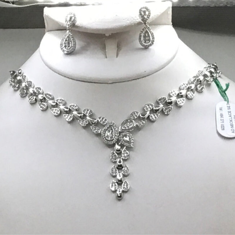 AD NECKLACE SET