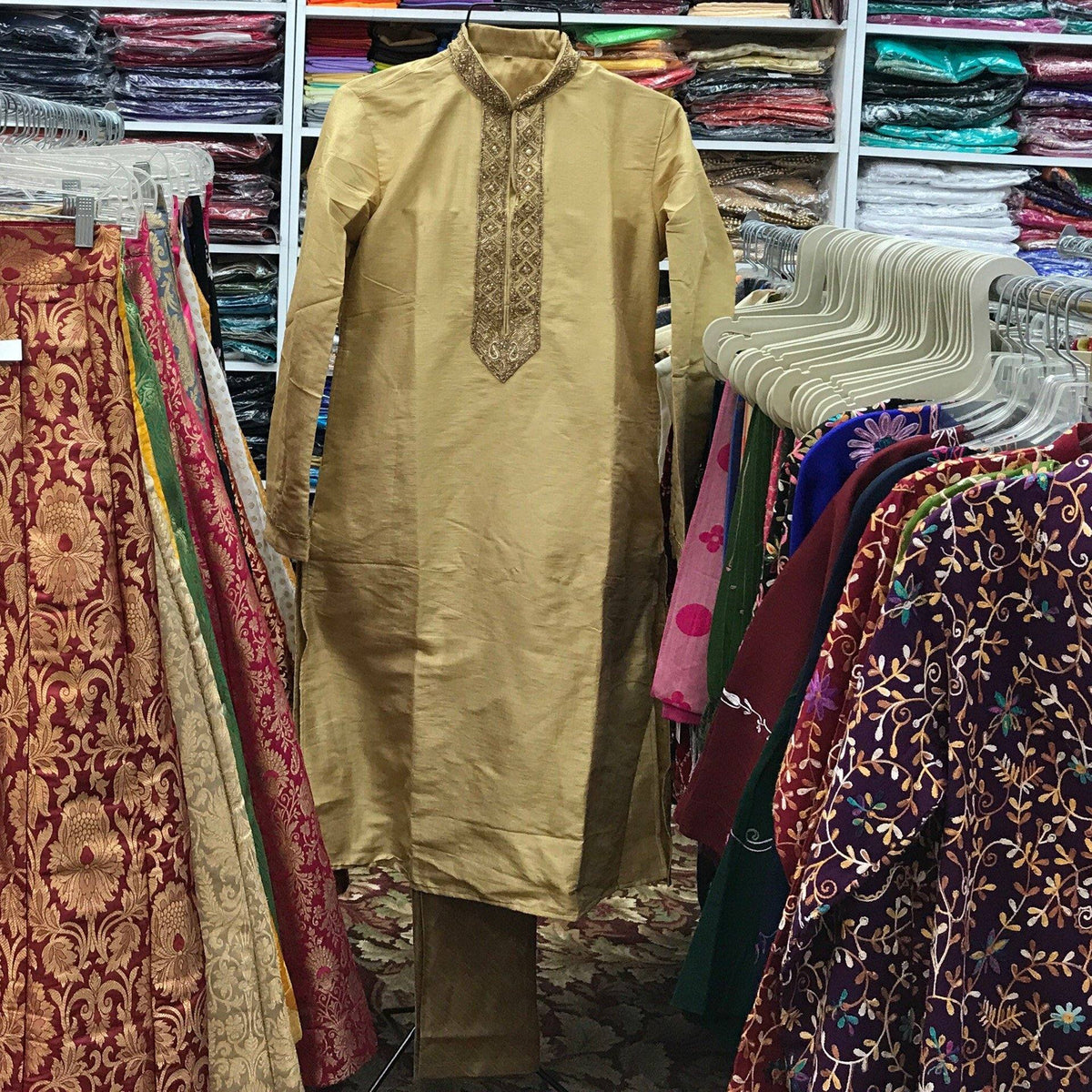 MANS KURTA PAJAMA SIZE 42 - Mirage Sarees