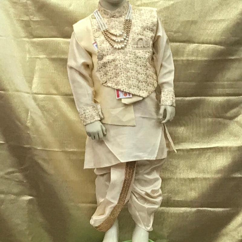 KURTA +TROUSER+ VEST.SIZE 3 BOYS