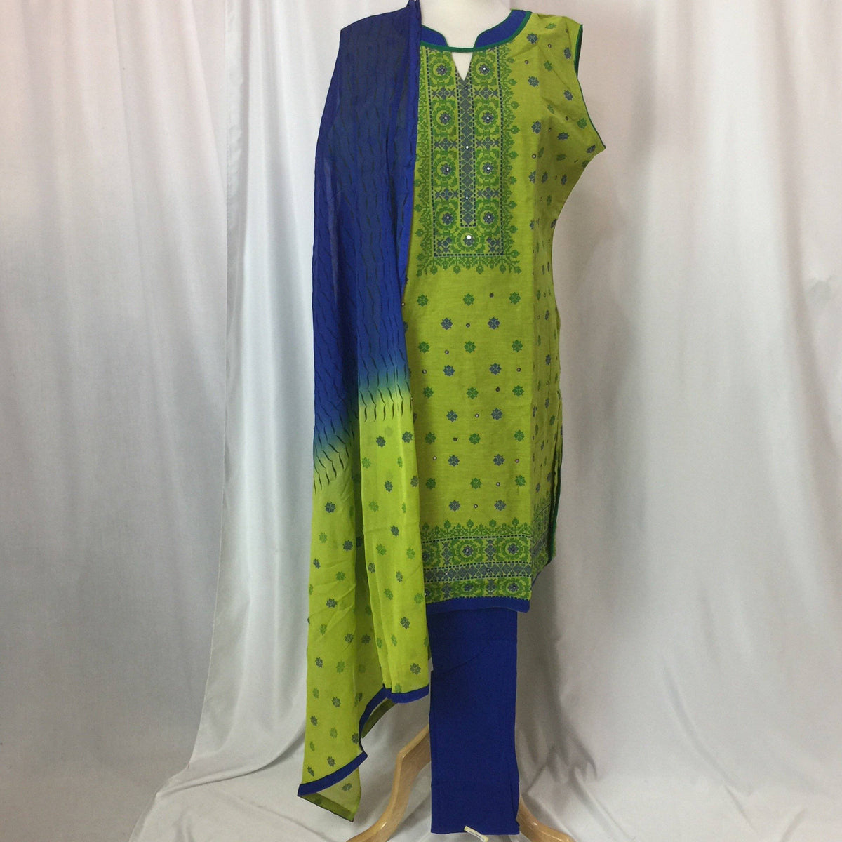 Kurta Churidar Size 48 - Mirage Sarees