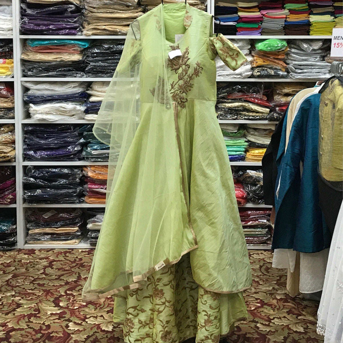 Anarkali Churidar Dupatta/gown Size 38 - Mirage Sari Center