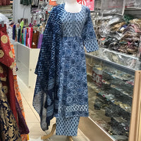 KURTA TROUSER SCARF, SIZE 44