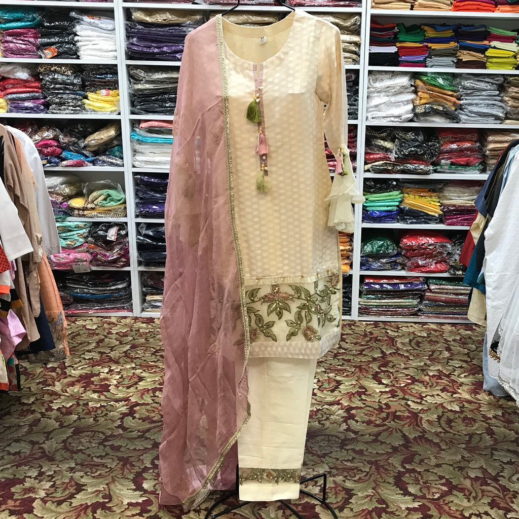 Pakistani Suit Size 32