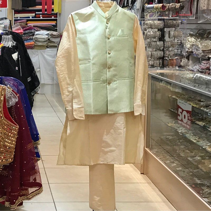 KURTA PAJAMA VEST SIZE 40