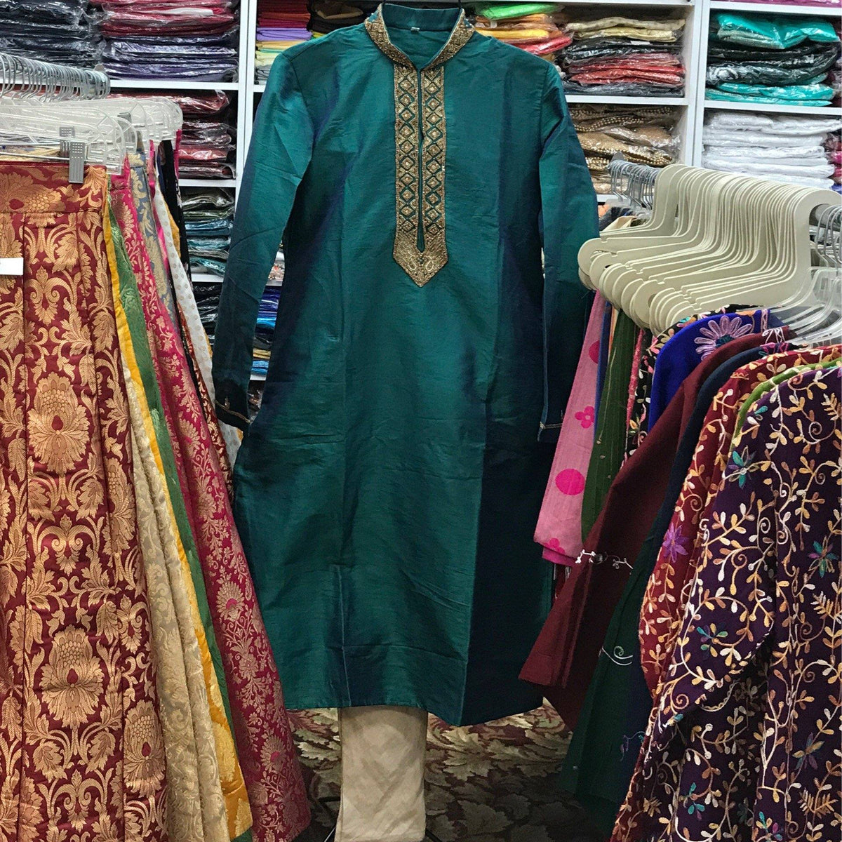 MANS KURTA PAJAMA SIZE 44 - Mirage Sarees