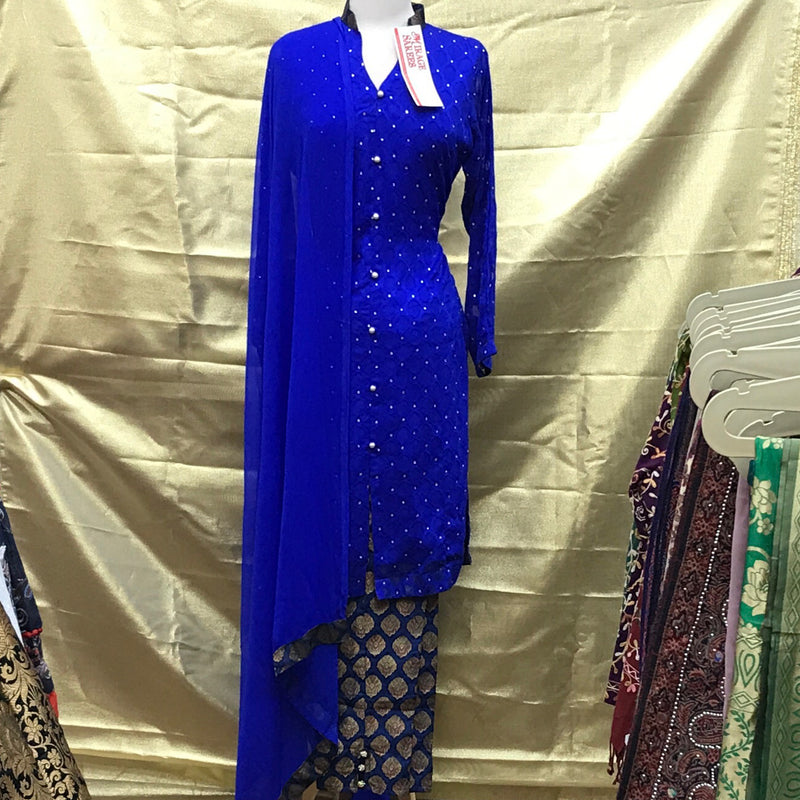PAKISTANI SUIT SIZE 42