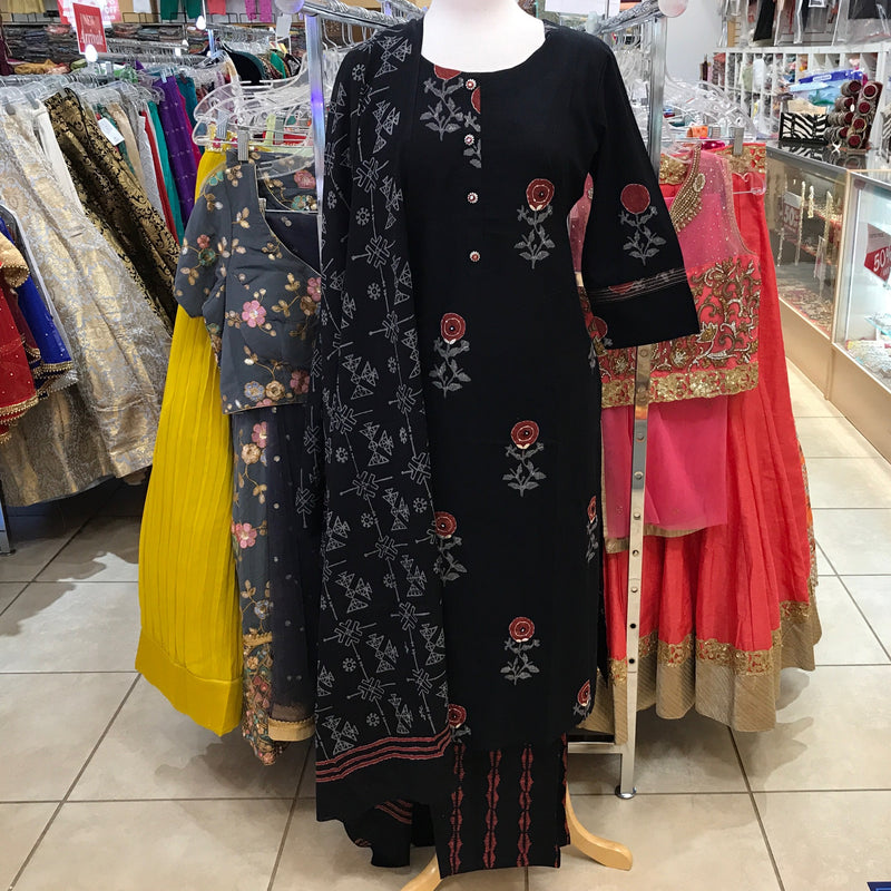 KURTA TROUSER SCARF