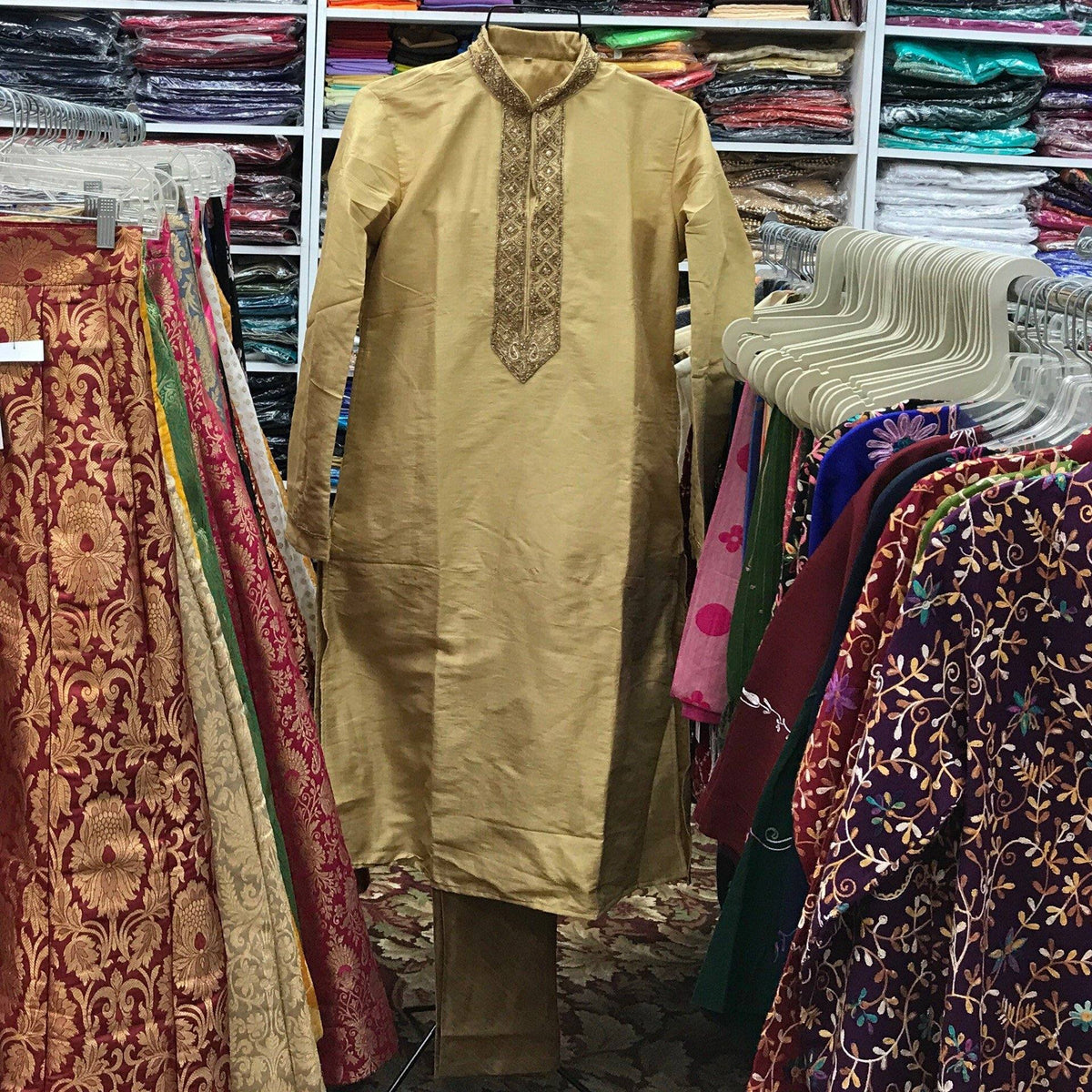 MANS KURTA PAJAMA SIZE 40 - Mirage Sarees