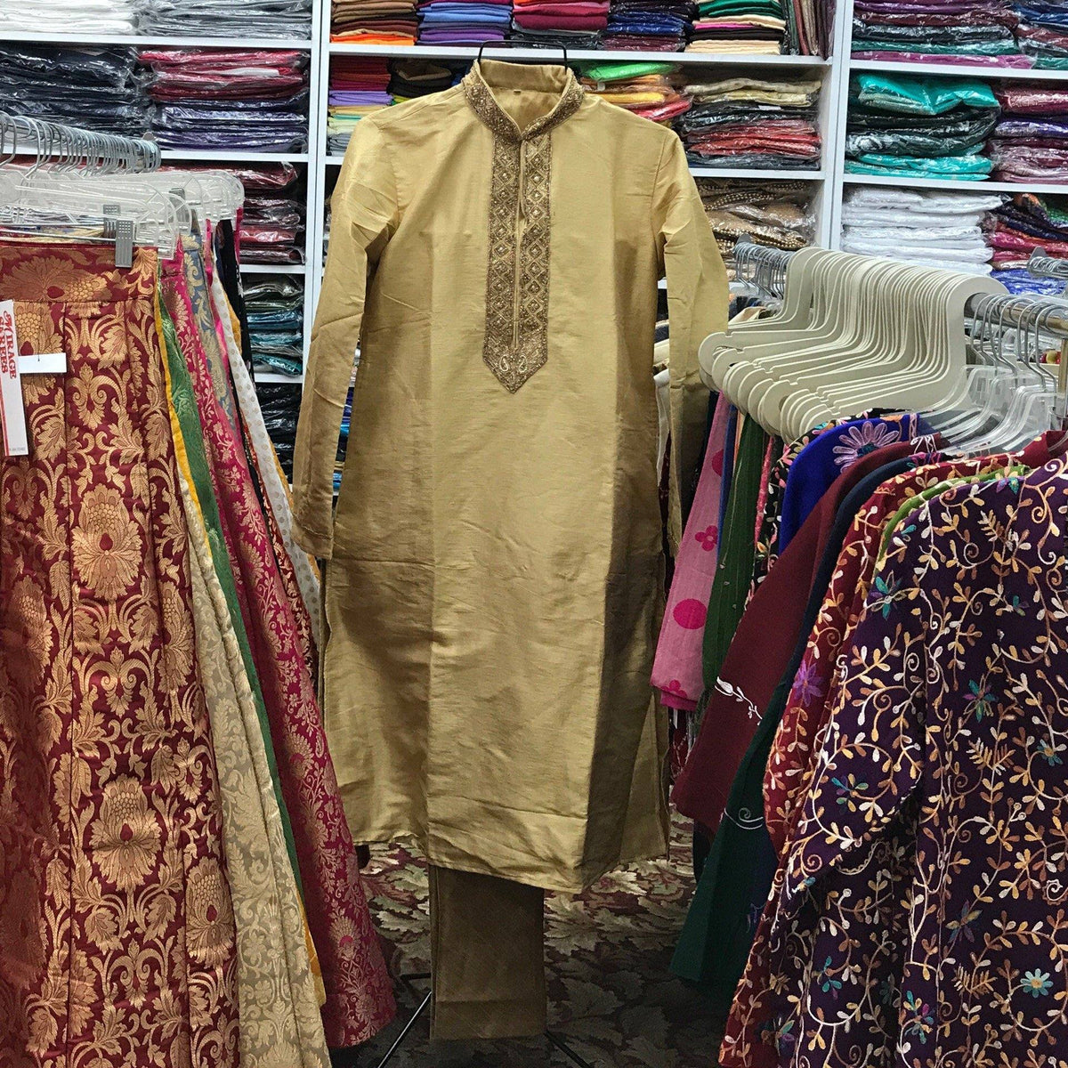 MANS KURTA PAJAMA SIZE 44 - Mirage Sarees