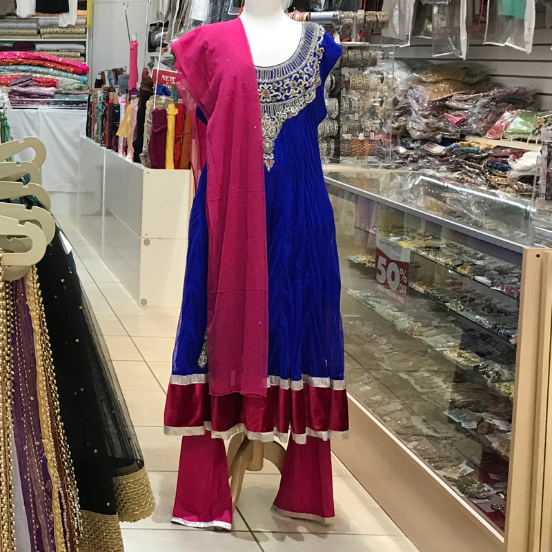 ANARKALI/GOWN SIZE 60 SLEEVELESS WITH ATTACHABLE SLEEVES