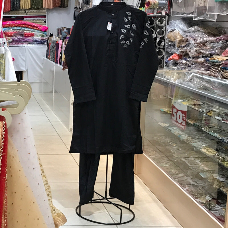 KURTA SHALWAR SIZE MEDIUM