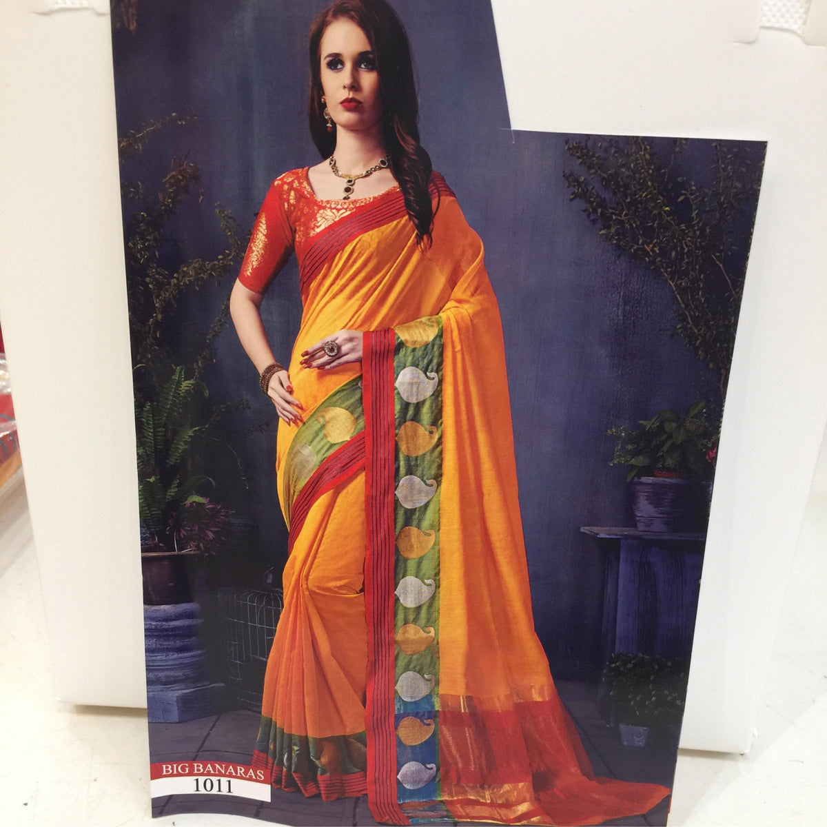 Big Banaras - Mirage Sari Center