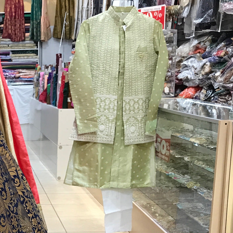 KURTA PAJAMA JACKET SIZE 40