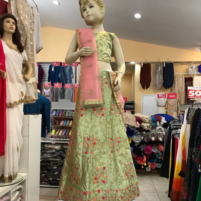 LEHENGA CHOLI SCARF SIZE 36 CHILDREN