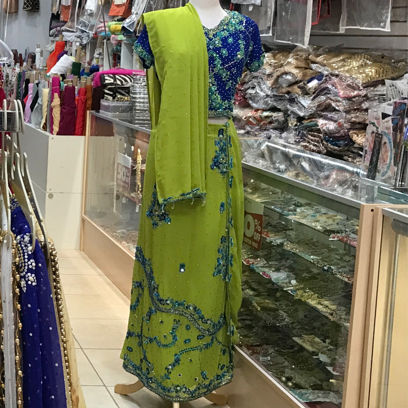LEHENGA CHOLI SCARF SIZE 44