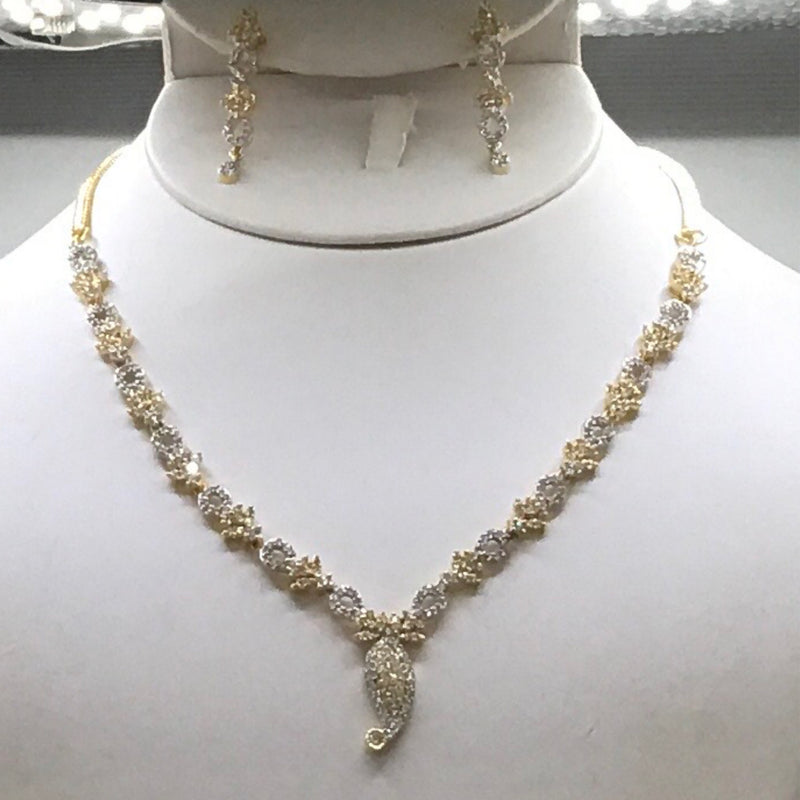 AD NECKLACE SET