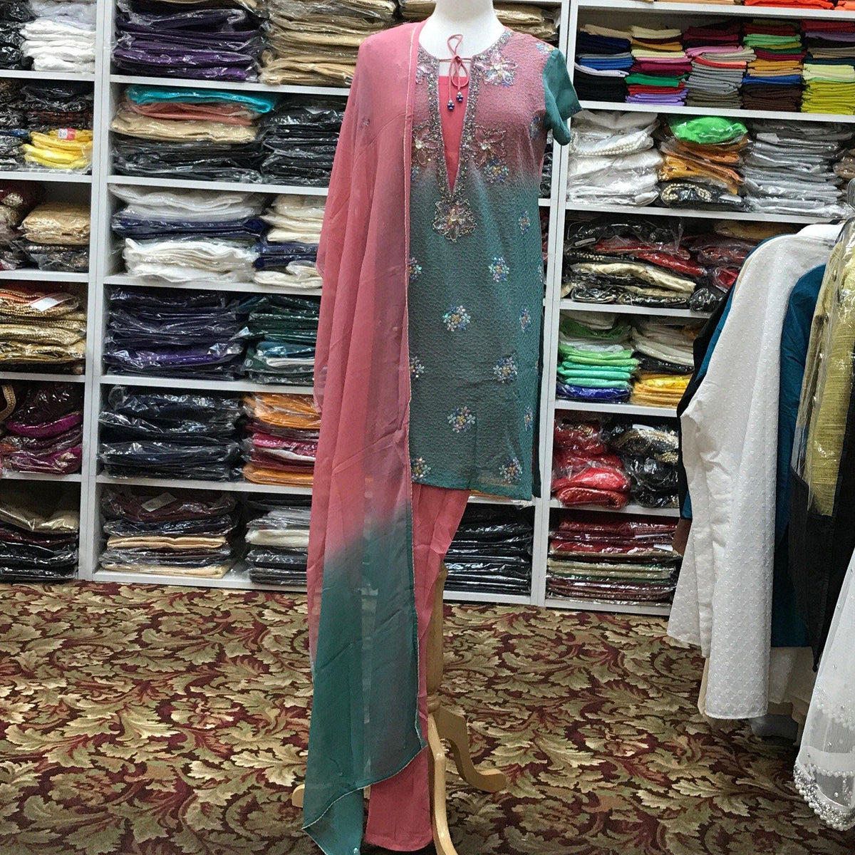 Kurta Churidar Dupatta Size 42 - Mirage Sari Center