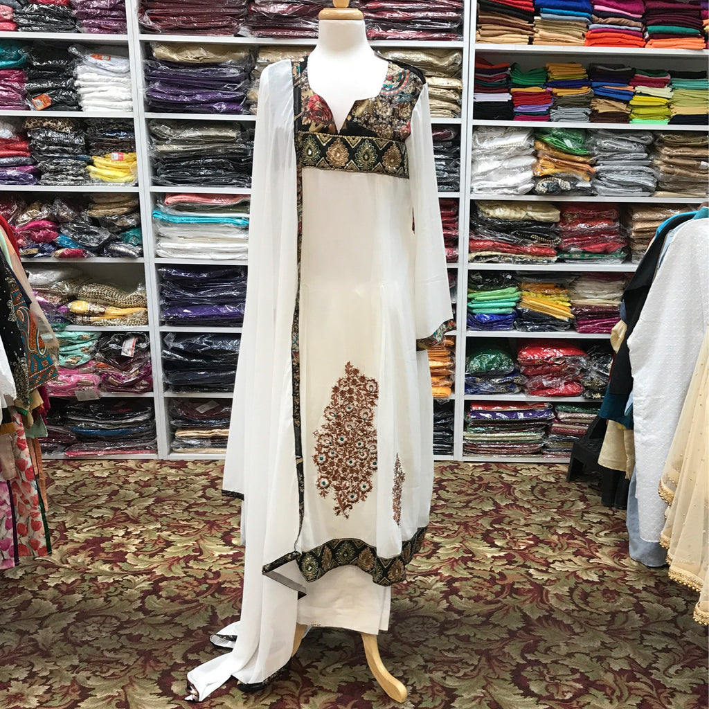 Pakistani Suit Size 42