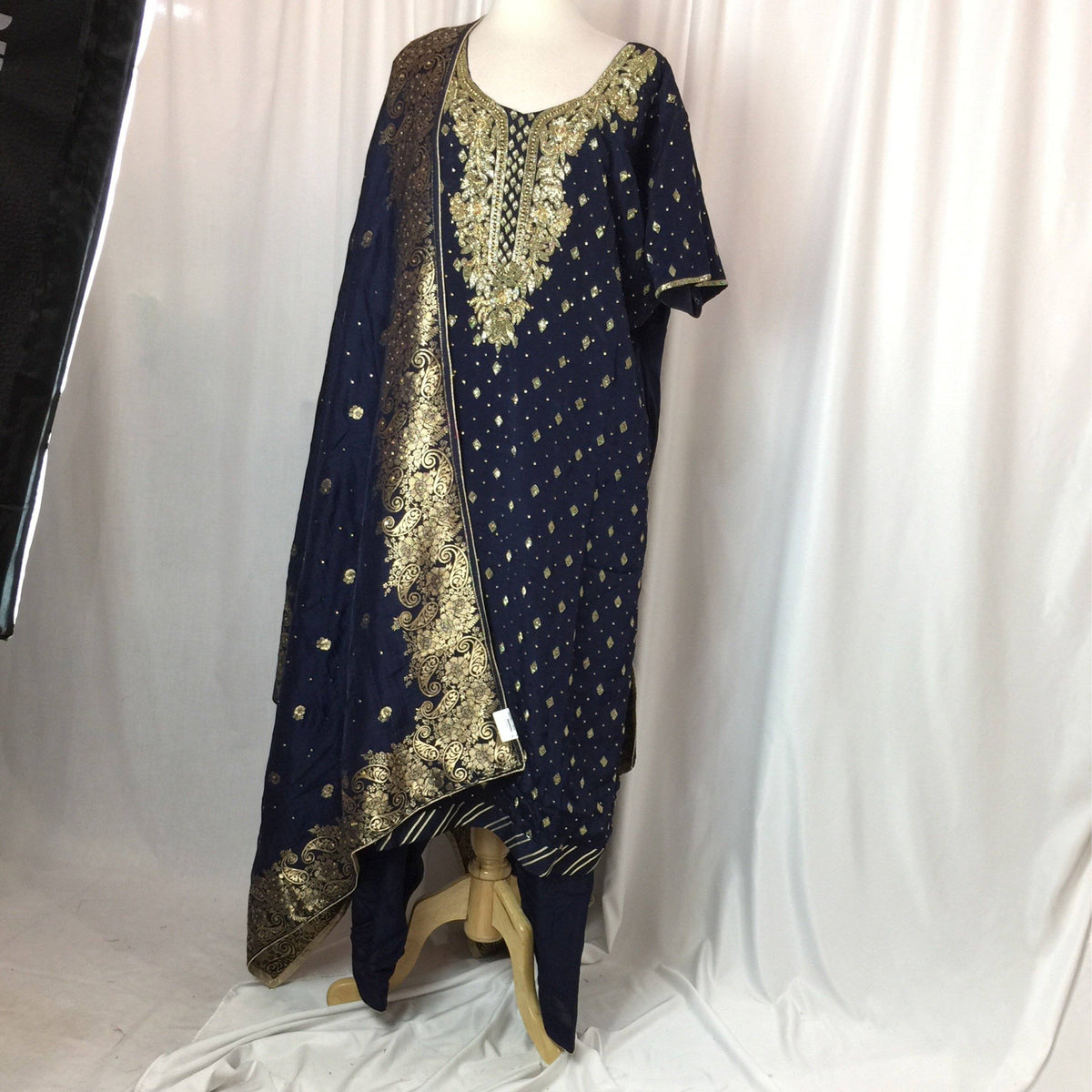 Shalwar Kurta - Mirage Sarees