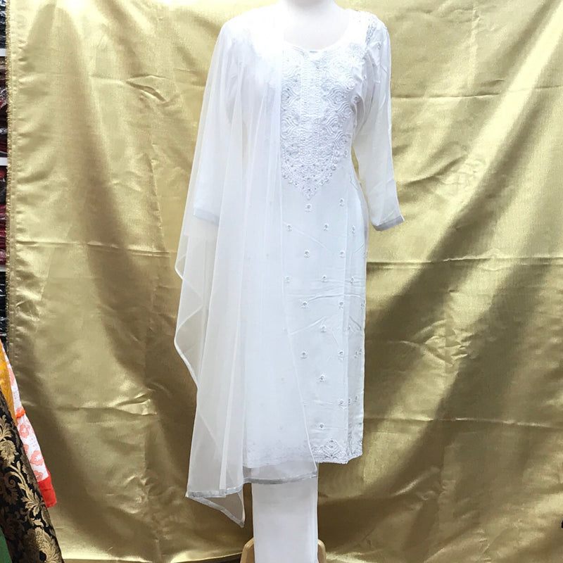KURTA PAJAMA SCARF SIZE 42