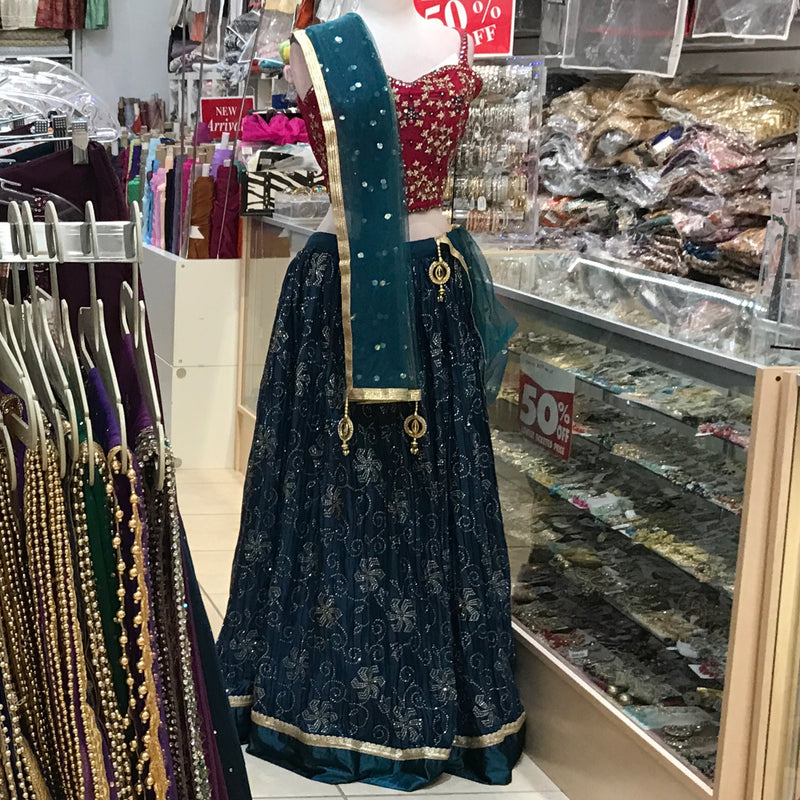 LEHENGA CHOLI SCARF SIZE 40