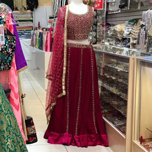 LEHENGA CHOLI SCARF, SIZE 40