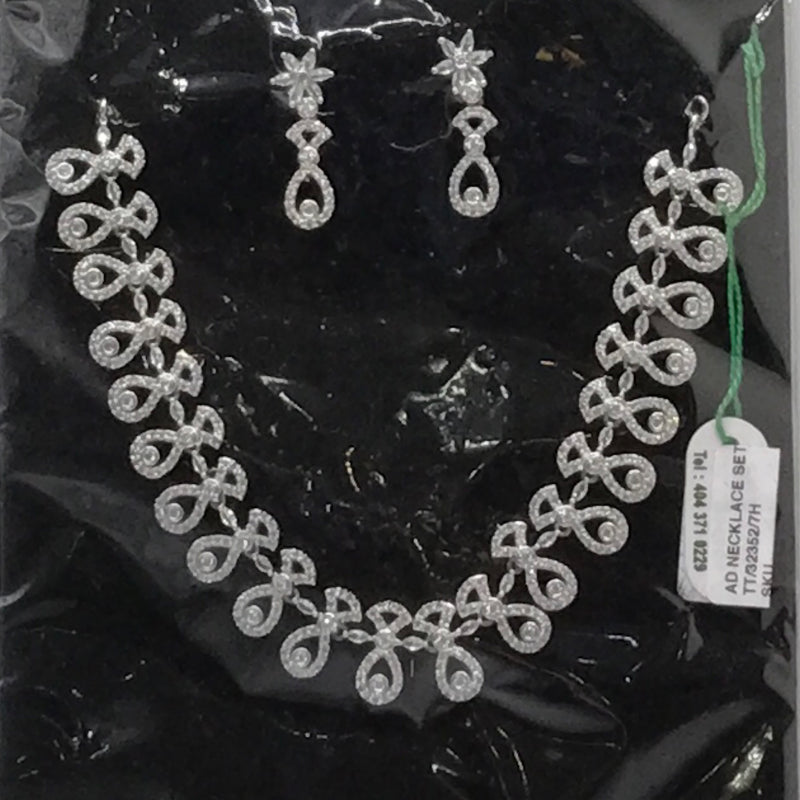AD NECKLACE SET