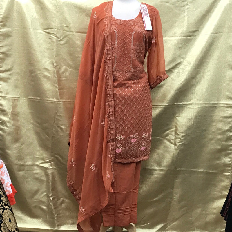 PAKISTANI SUIT SIZE 44