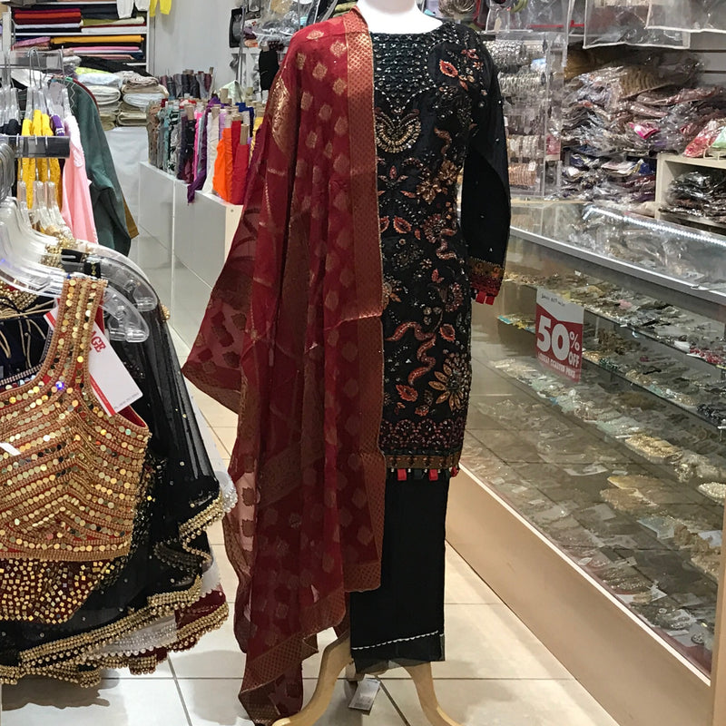 KURTA TROUSER SCARF SIZE LARGE
