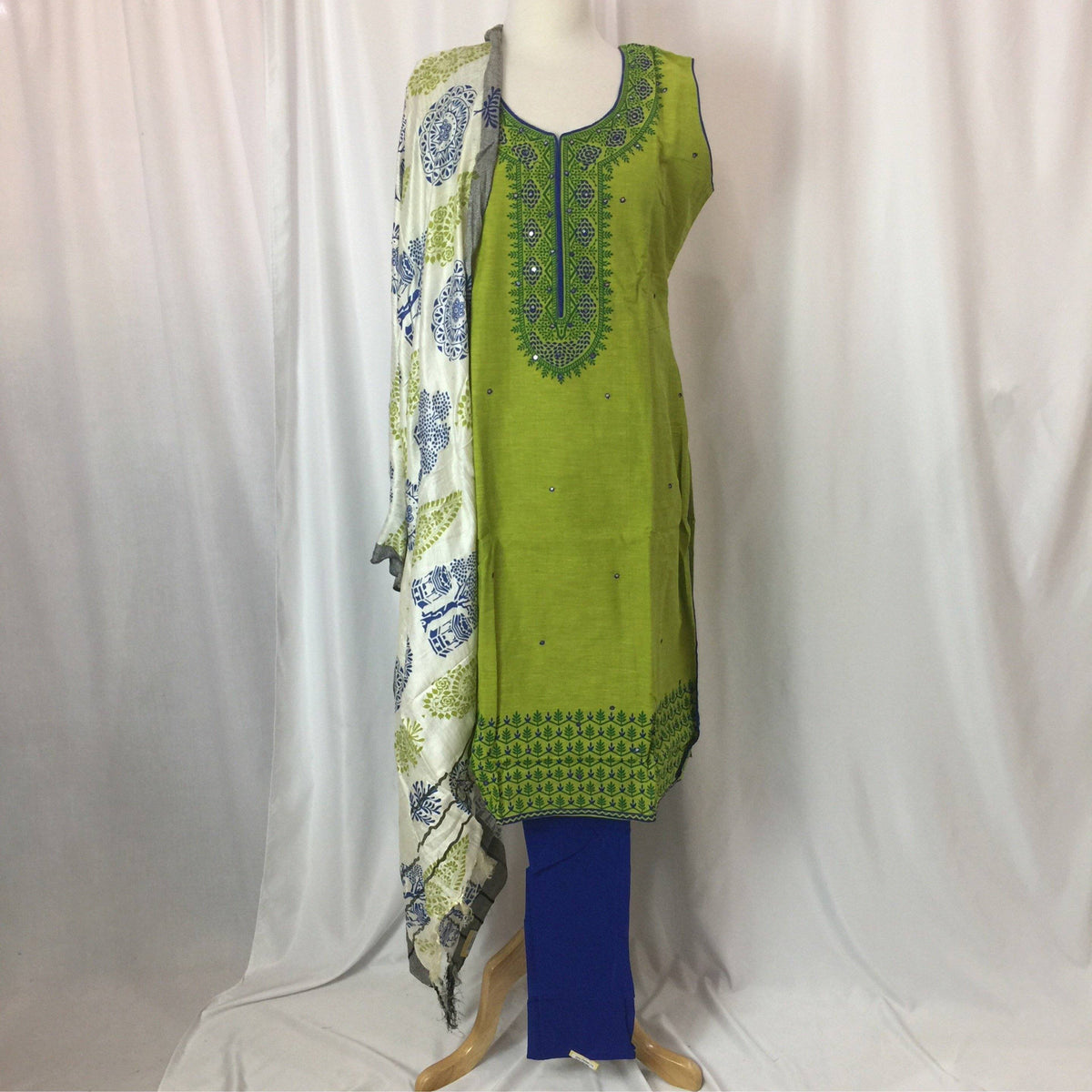 Kurta Churidar Size 38 - Mirage Sarees