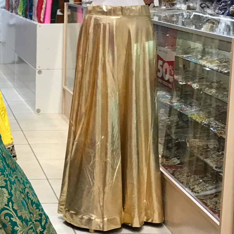 FANCY SKIRT SIZE 38
