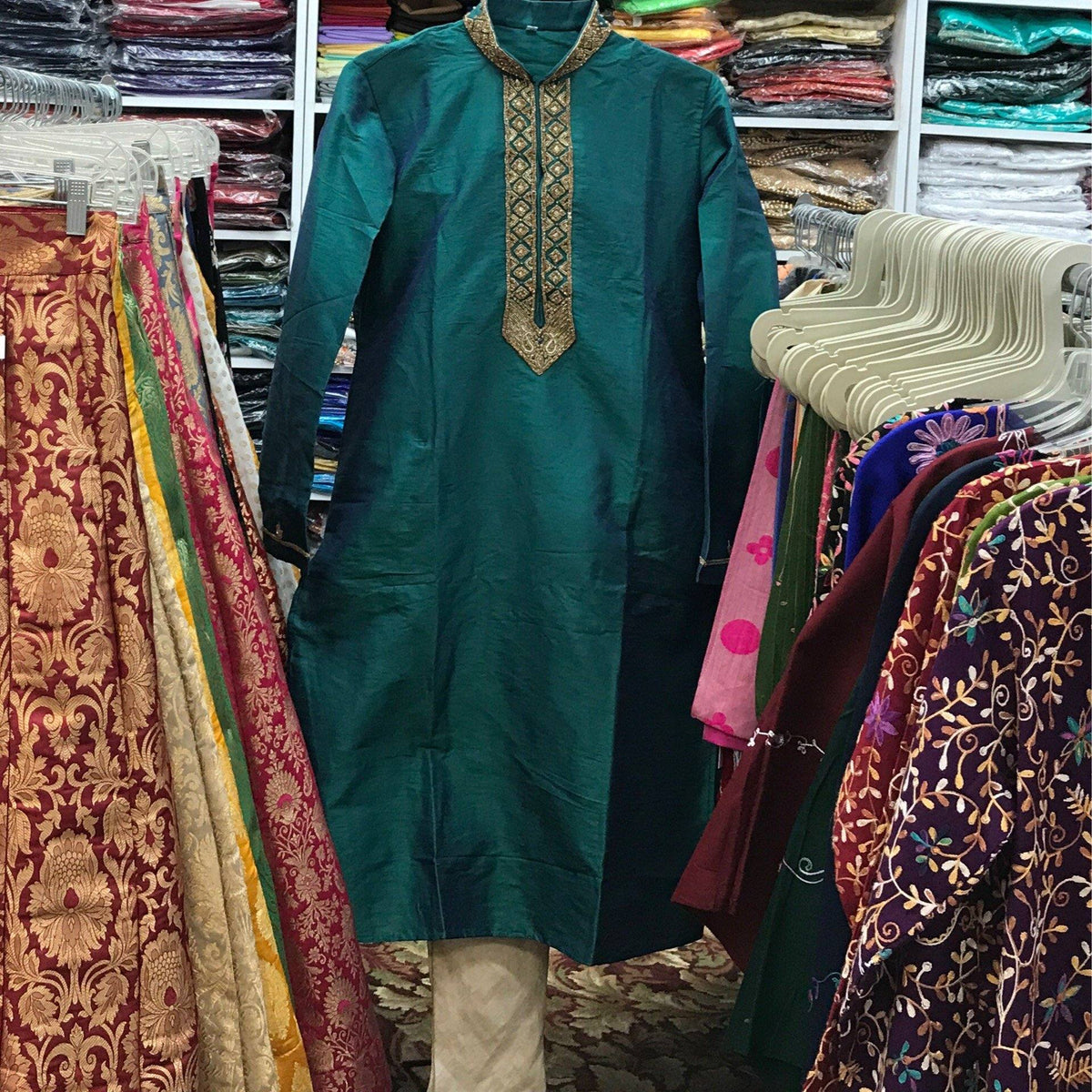 MANS KURTA PAJAMA SIZE 42 - Mirage Sarees