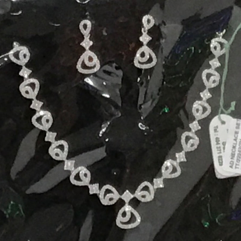 AD NECKLACE SET